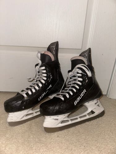 Custom Bauer Hyperlite size 6.5 Fit 2