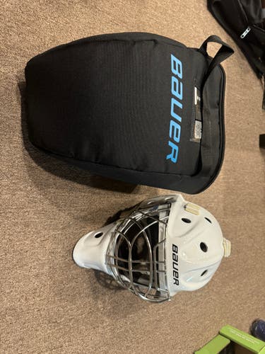 Used Junior Bauer 940 Goalie Mask