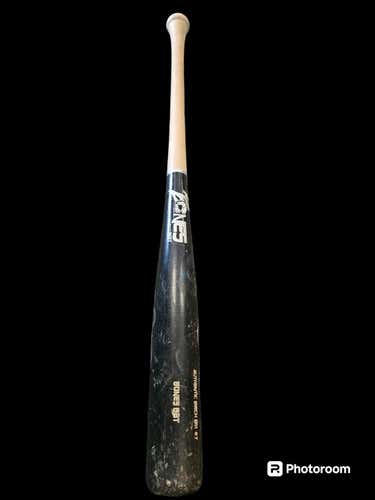 Used Bones Birch Bm 67 33" Wood Bats