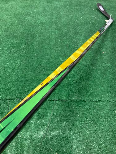 Used Intermediate Bauer Supreme UltraSonic Hockey Stick Left Hand P28