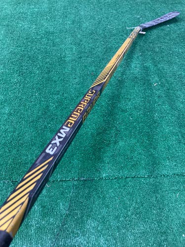 Used Junior Bauer Supreme MX3 Hockey Stick Right Handed PM9