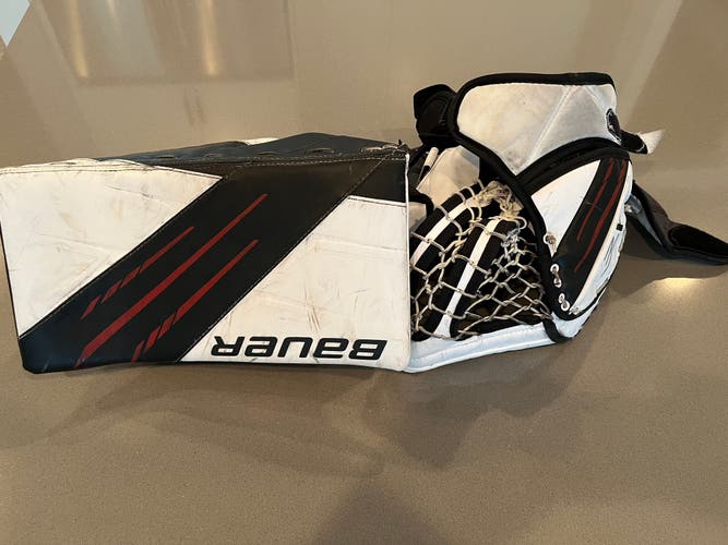 Bauer Vapor 3X glove and blocker