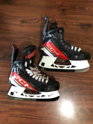 New Senior CCM JetSpeed FT6 Pro Hockey Skates 8.5