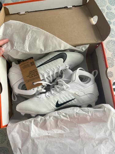 White New Size Men's 10.5 (W 11.5) Adult Men's Nike Mid Top Molded Cleats