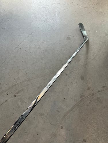 Used Senior Bauer Left Hand P92M Pro Stock Vapor Hyperlite 2 Hockey Stick