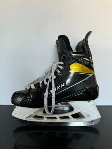 NHL Used Senior Bauer Pro Stock 8 Supreme UltraSonic Hockey Skates Made In Canada