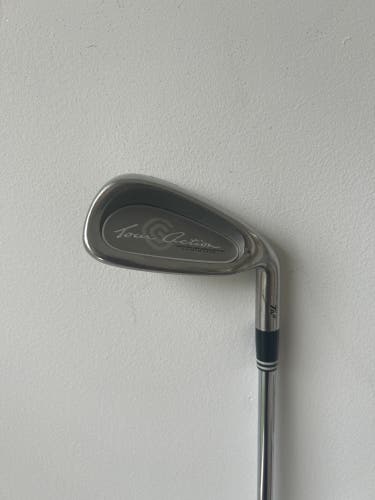 Used 8 Iron Right Handed Steel Shaft TA5