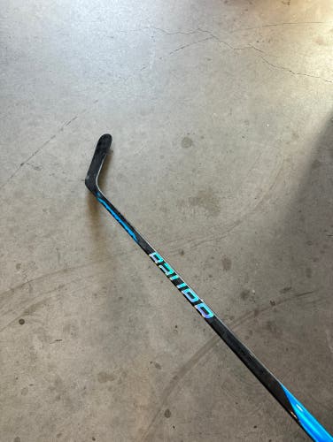 Used Junior Bauer Right Handed P92 Pro Stock Nexus Sync Hockey Stick