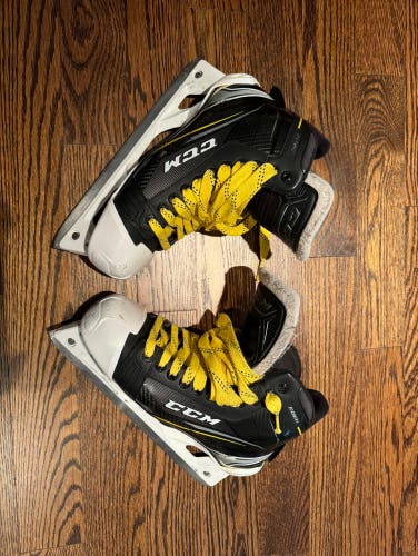 Senior CCM Tacks 9060 Hockey Goalie Skates