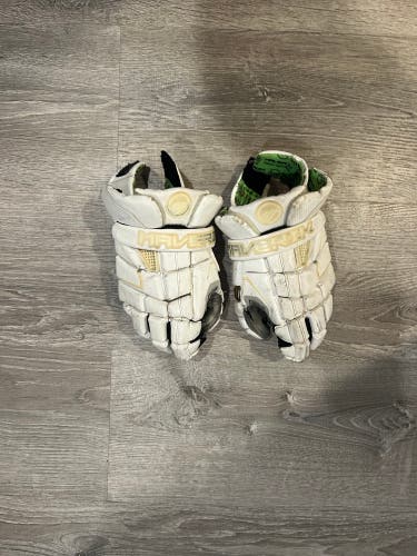 Used  Maverik Large M4 Lacrosse Gloves