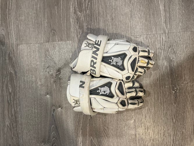 Used  Brine Large King Lacrosse Gloves