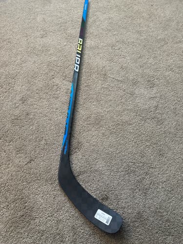 New Intermediate Bauer Left Handed 55 Flex P92 Nexus Sync Hockey Stick