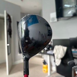 New Men's TaylorMade Right Handed Regular Flex 5 Wood Stealth 2 HD Fairway Wood