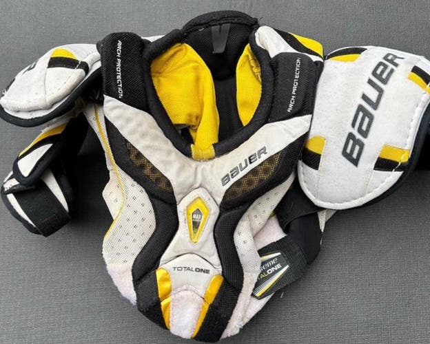 Bauer Supreme Total One Shoulder Pads