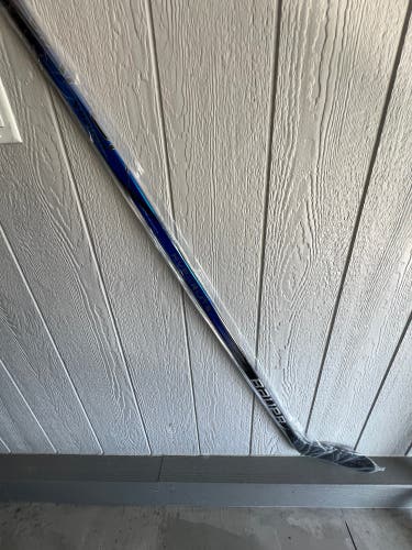 New Senior Bauer Left Hand P28 Vapor Hyperlite 2 Hockey Stick