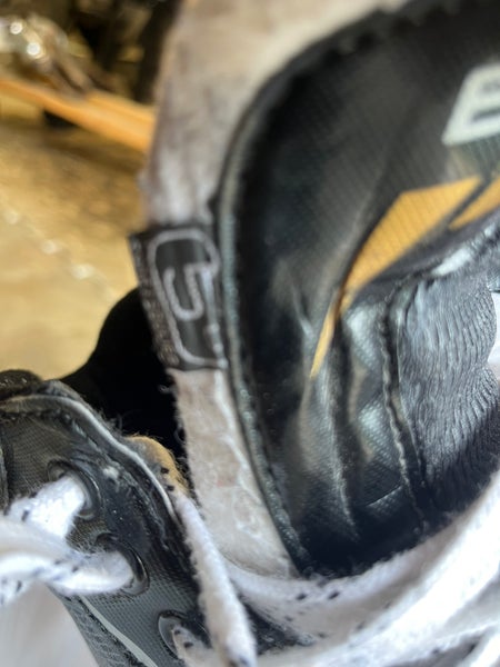 Bauer 27 goalie skates