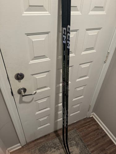 2 New Senior CCM Right Handed Super Tacks AS-V Pro Hockey Stick