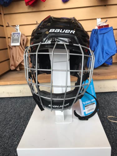 New Small Bauer  Re-Akt 85 Helmet