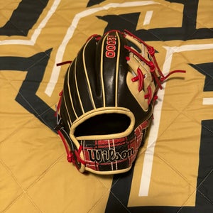 New With Tags Wilson A2000 GOTM 11.5” RHT