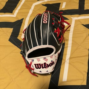 New With Tags Wilson A2000 GOTM 11.5” RHT