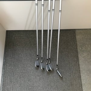 New Women's Callaway REVA 5 clubs, irons SW-7