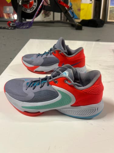 Nike Zoom Freak 4 Shoe 10.5