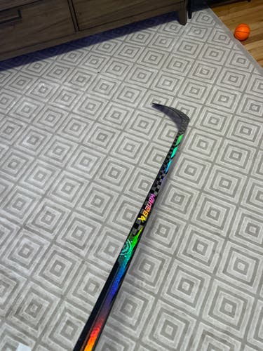 Used Junior Bauer Right Handed P92  Proto-R Hockey Stick