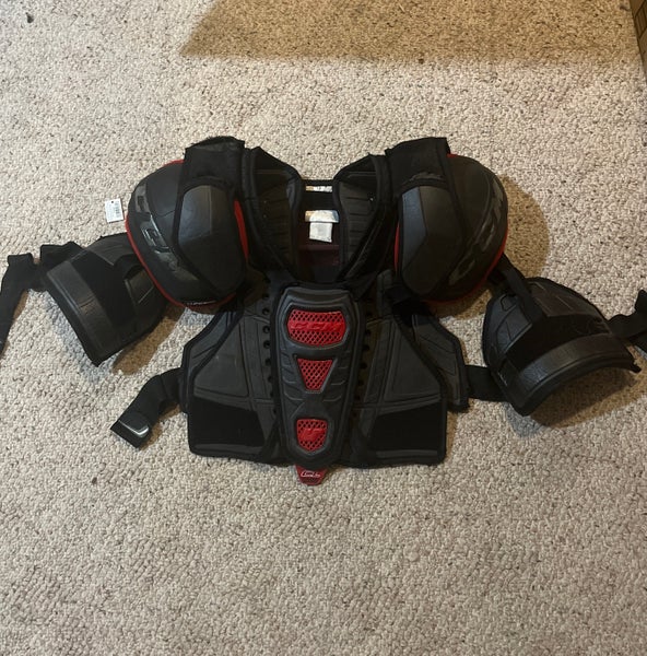CCM U+ CL Pro Stock Shoulder Pads Senior Medium **Super Rare**