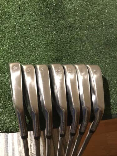 Wilson Staff Pi5 Irons Set (4-PW) Steel Shafts