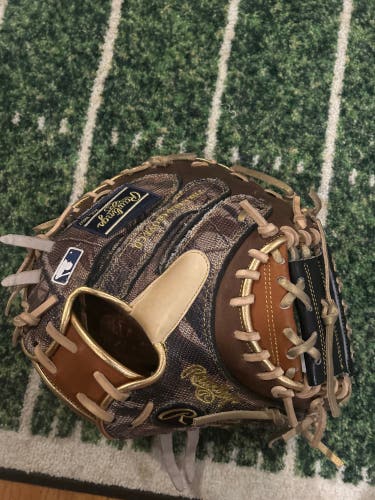 Rawlings camo heart of the hide hypershell.