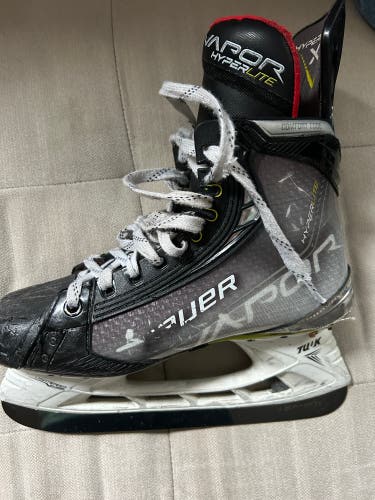 Bauer Vapor Hyperlite Skates Size 6 Fit 1