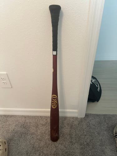 Used Dove Tail Bat (-3) 31.5 oz 34" JB27 Bat