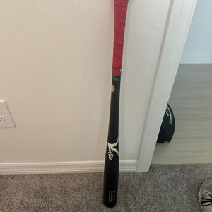Used Victus (-3) 30 oz 33.5" Bat