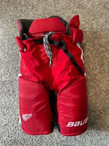 Bauer Redwings Pro Stock Pants