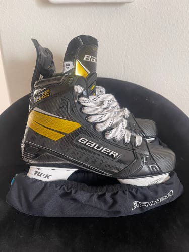 New Senior Bauer Narrow Width   8.5 Supreme UltraSonic Hockey Skates