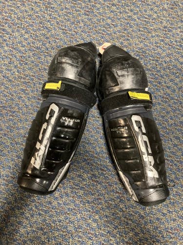 Used Intermediate CCM Vector plus Shin Pads 13"