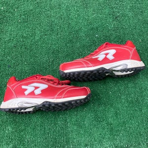 Used Ringor Low Top Turf Cleats | Women's 7.5