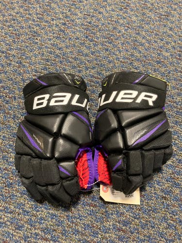 Black Used Junior Bauer Vapor X2.9 Gloves 11"