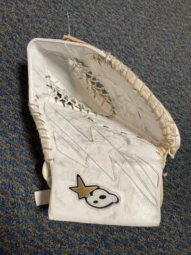 Used Junior Brian's NetZero 2 Goalie Gloves & Blockers Regular