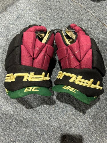 Lightly Used O’Brien True 14" Pro Stock Catalyst 9X Gloves