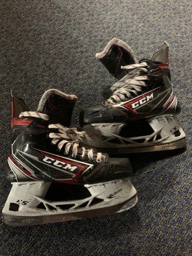 Used Senior CCM JetSpeed FT490 Hockey Skates Regular Width 7.5