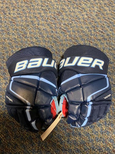 Blue Used Junior Bauer Vapor 3X Gloves 12"