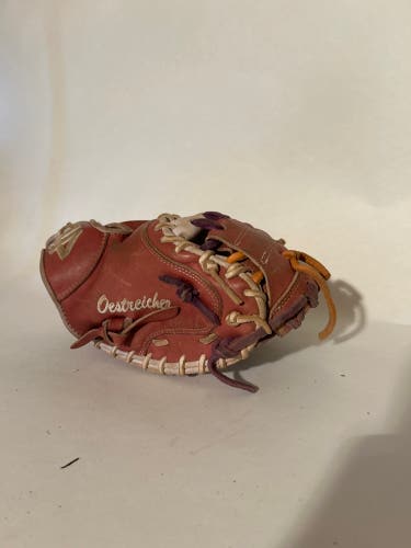 Used 44 Pro Maroon/White Catcher’s Mitt