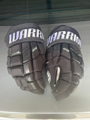 Used Warrior 14" QR3 Gloves