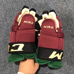 Lightly Used Arizona Coyotes CCM 13" Pro Stock HG97 Gloves