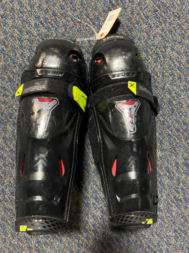 Used Junior Bauer Vapor 3X Shin Pads 12"