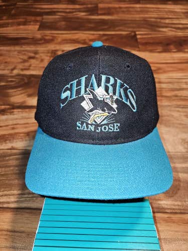 Vintage San Jose Sharks NHL 1990s Signatures Wool Blend Hat Vtg Youngin Snapback