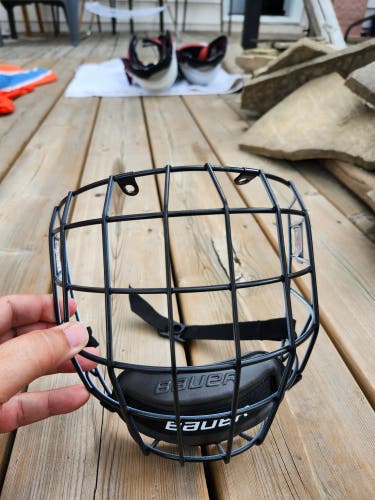 Used Medium Bauer Profile II "Oreo"  Cage
