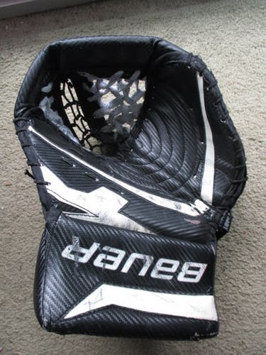 Used Bauer One100 Goalie Catch Glove Supreme