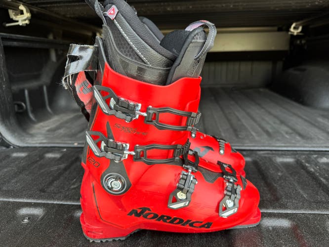 Nordica Speed machine 120 Ski boots